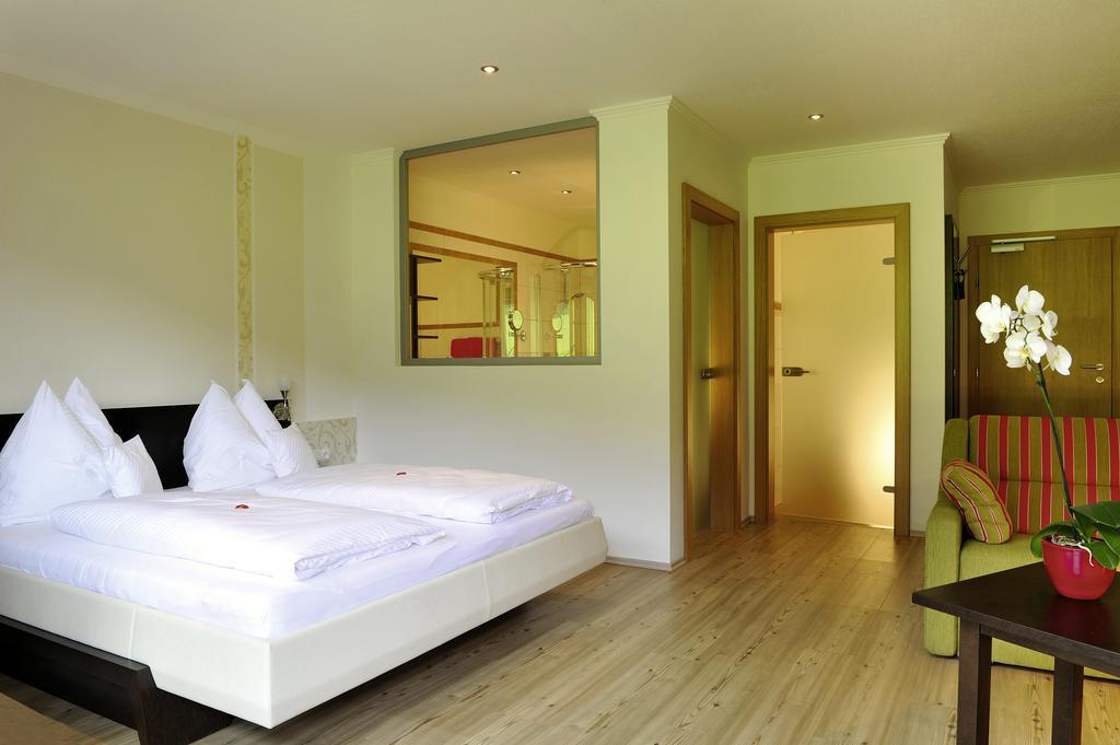 Familienhotel Moos-Alm Lienz Δωμάτιο φωτογραφία