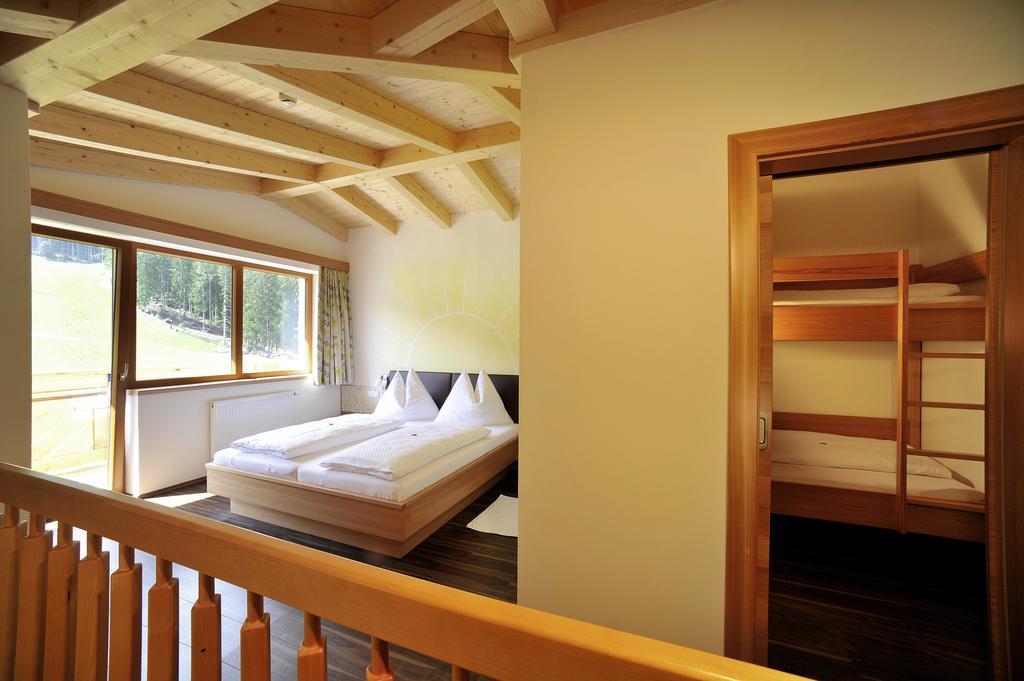 Familienhotel Moos-Alm Lienz Δωμάτιο φωτογραφία